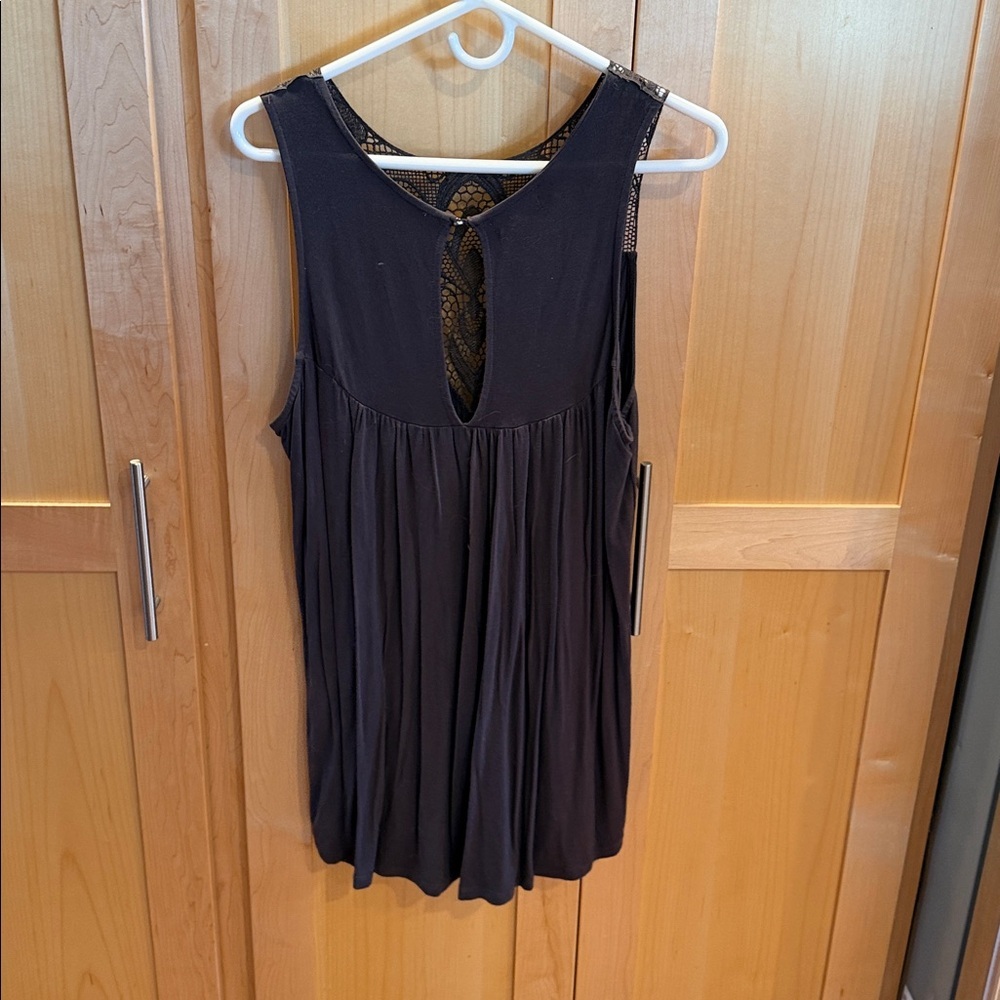 Maurice’s Dark Grey Lace Detail Women's Top XXl EUC - Picture 4 of 5